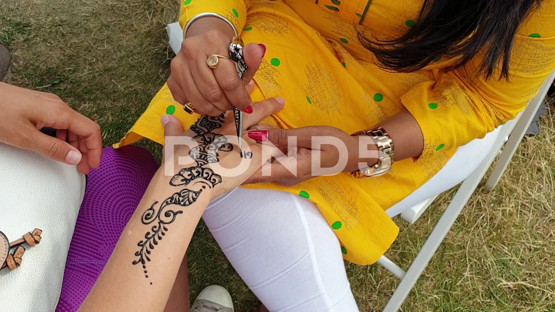 Ramadan special mehndi design - Best chand mehndi deisgn 2021 - Latest moon  henna 🌙 from mahedi islamic videos Watch Video - HiFiMov.co