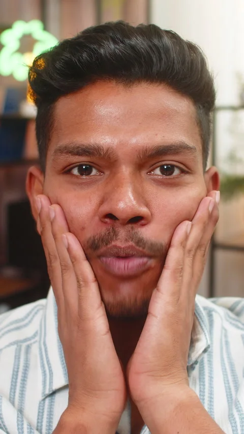 People Clapping Cheeks Stock Videos – Royalty-Free HD & 4K Videos