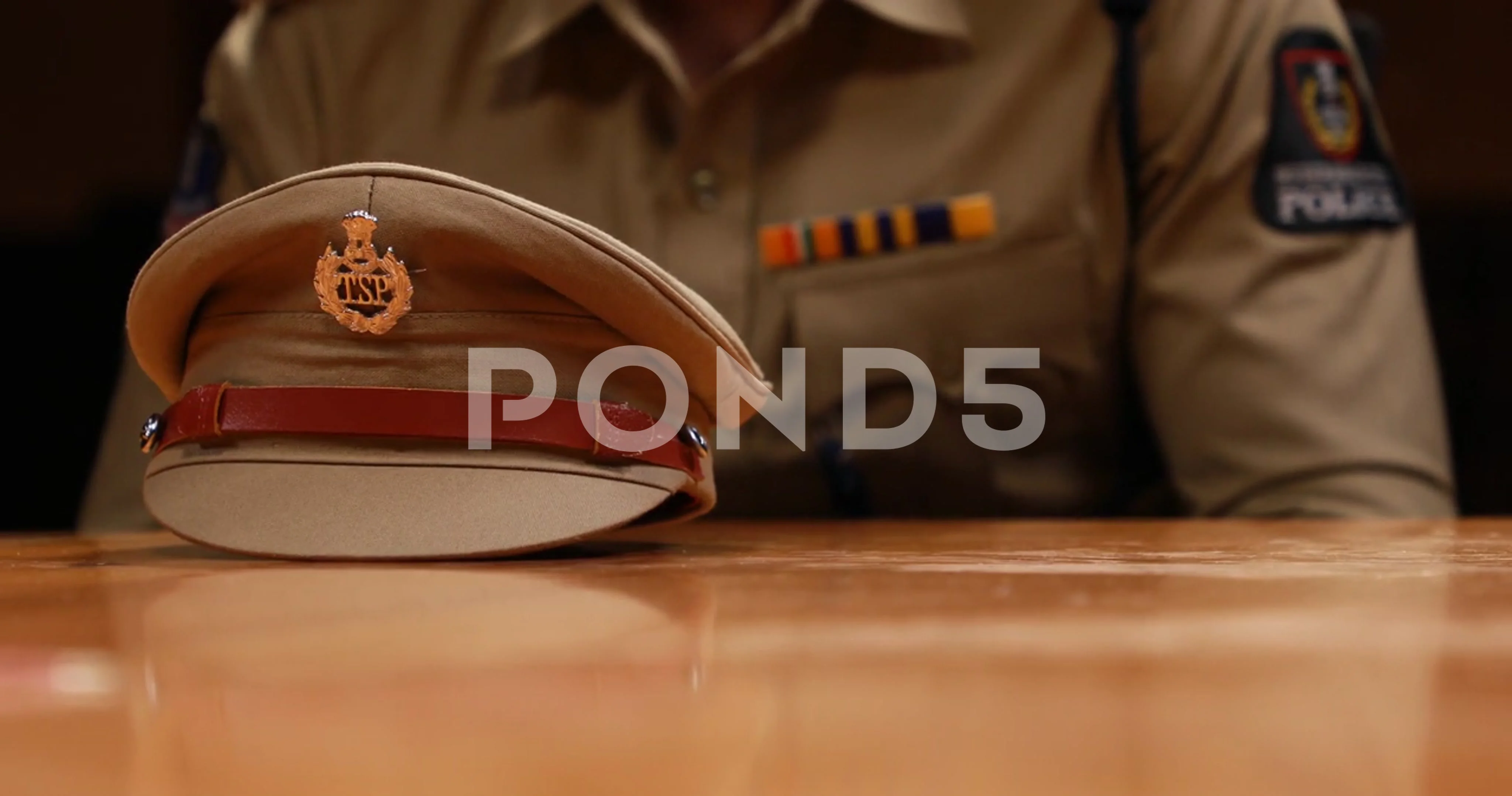 indian police inspector cap