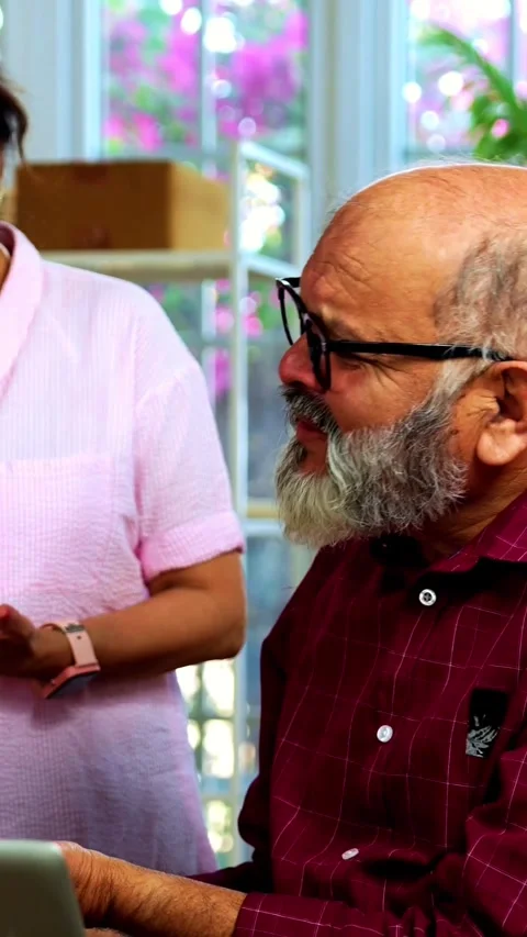 Indian senior couple doing E-commerce business from home Stock-Footage 342756588