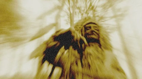 Indian Statue in the woods Vidéo 5465159