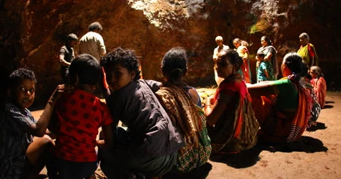 Indian Tribes Watching in a Cave Видео 326752360