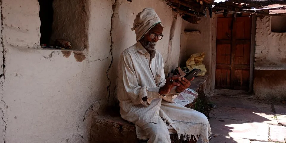 Indian villager technology learning program for digital awareness. Foto stock