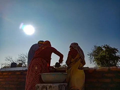 Indian workers on construction site. Stock-Fotos