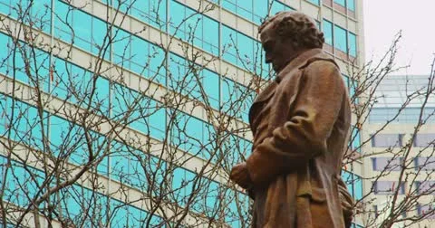 Indianapolis Statue in Monument Circle 4K Stock-Footage 18284138