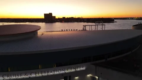 Indicates - Norfolk, VA Video stock 336396962