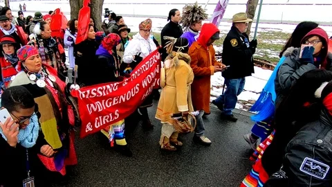 Indigenous Peoples March 库存影片 101704684