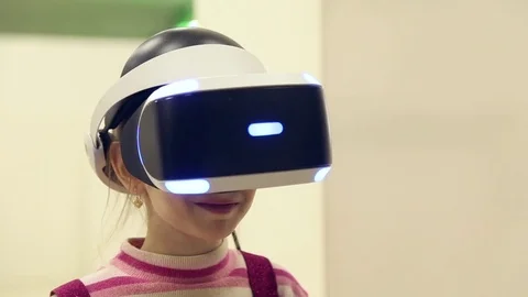 Individual 3D display virtual reality Stock Footage 71624170