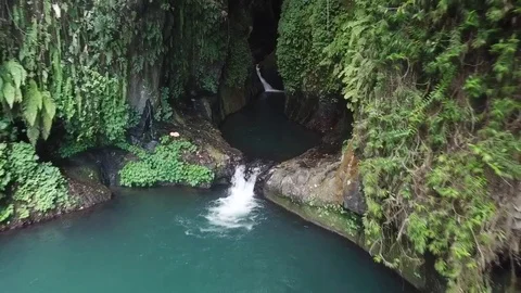 Indoesia Waterfall Drone.mp4 Video stock 118993146