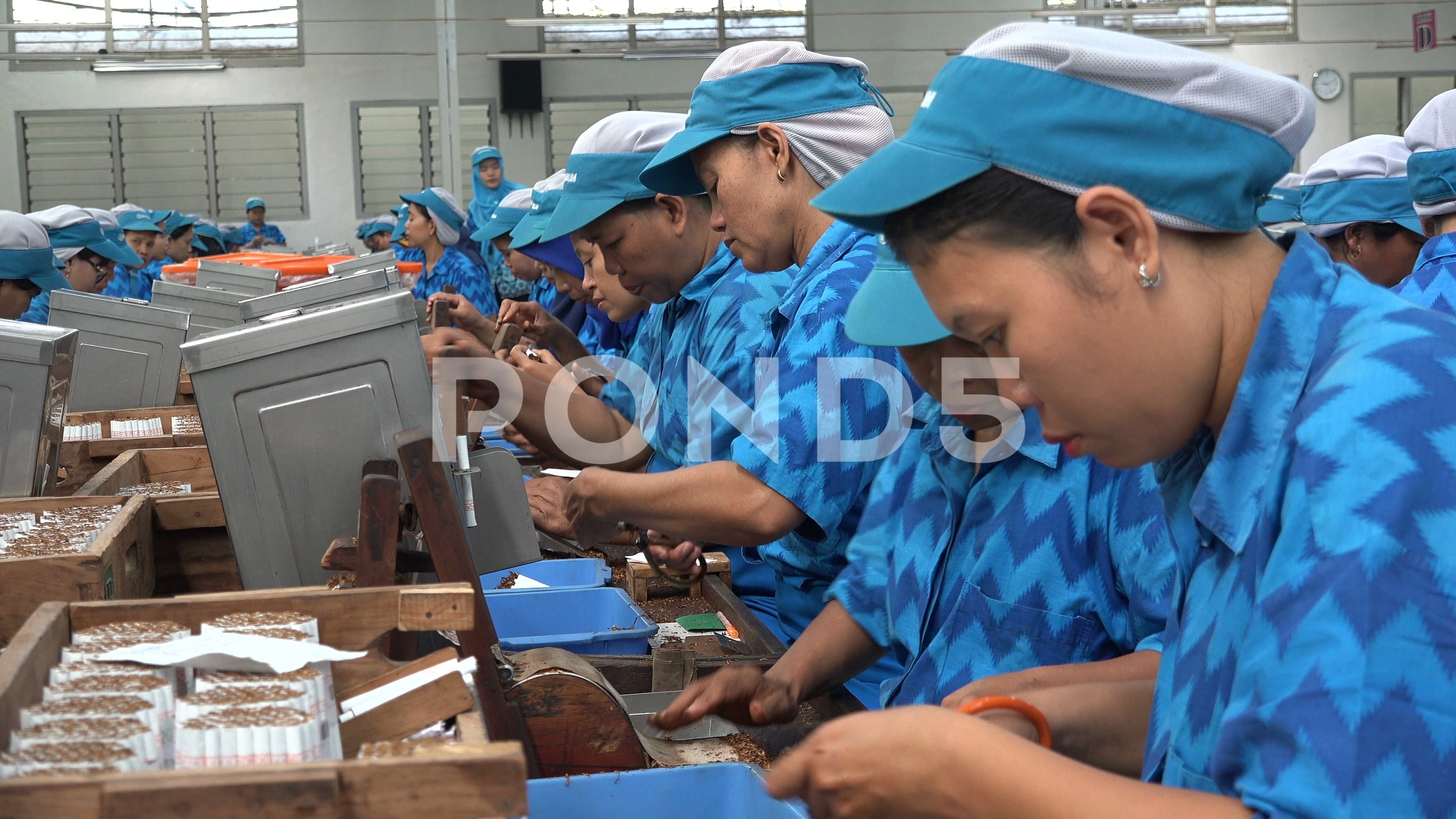 Indonesia: top 10 most industrious countries
