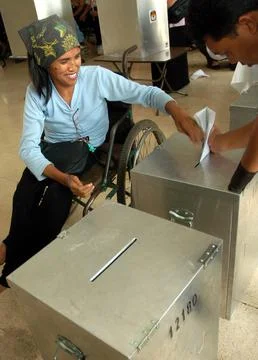 Indonesia Elections Simulation Disability - Mar 2004 Stock Photos