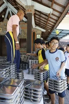 Indonesia government's nutritious meals program continues amid food poisoning, D Photos