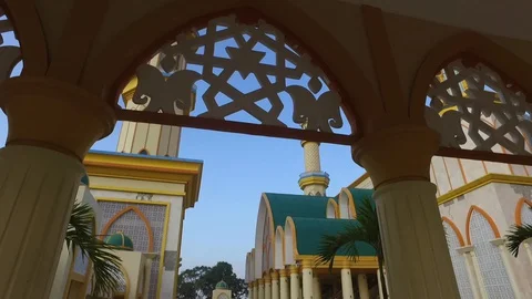 Indonesia Mosque Vídeos de archivo 128410093