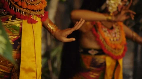 Indonesian dancer 1 Stock Footage 7729323