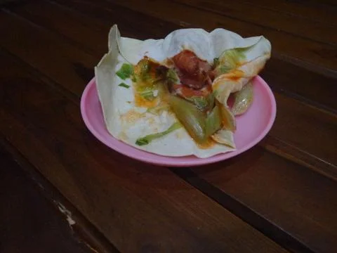 Indonesian kebab modified by adding spices and sauces Fotos de archivo