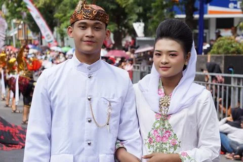 Indonesian with a traditional costume from East Java at BEN Carnival Stock-Fotos