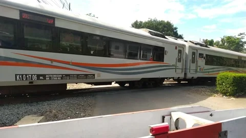 Indonesian train Video stock 232963517