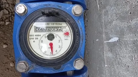 Industrial Bulk Water Meter Operating Vertical View 動画素材 335084819