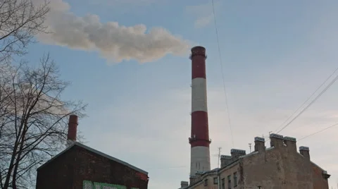 Industrial chimney smoke background Vídeos de archivo 58284588
