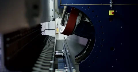 Industrial CNC milling machine head with multiple cutting tools Video stock 329488546