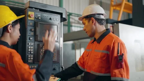 Industrial Collaboration 스톡 동영상 335679186