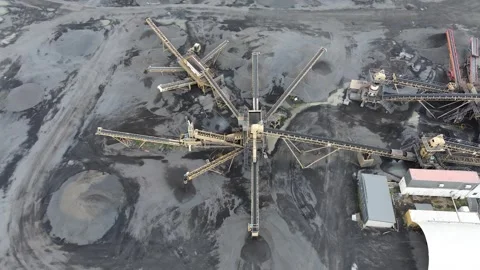 Industrial conveyor belt system Stock-Footage 334906332