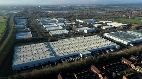 Industrial cooling and ventilation systems, HVAC and distribution centres UK Vidéo 326162923