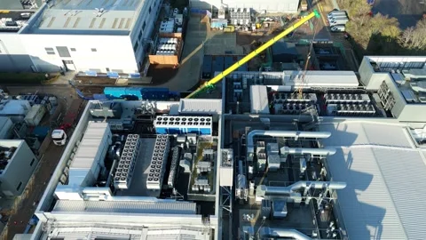 Industrial cooling and ventilation systems, HVAC and distribution centres UK Vidéo 326162966