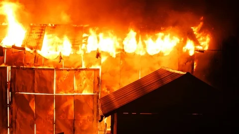 Industrial Facility In Fire With Electrical Explosions Slow Motion 4K 動画素材 91327810