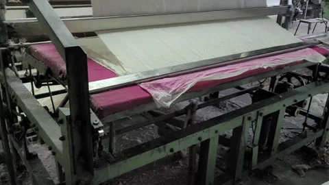 Industrial Folding Machine Plaiting Finished Woven Fabric Bed 库存影片 337546377
