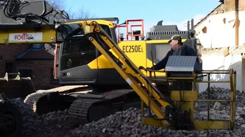 Industrial lift platform for construction work Stock Footage 170257531