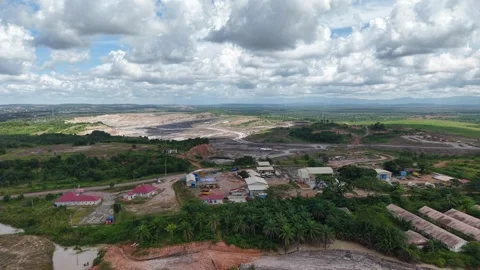 Industrial mining support and maintenance camp featuring auxiliary structur.. Stock Footage 343250163