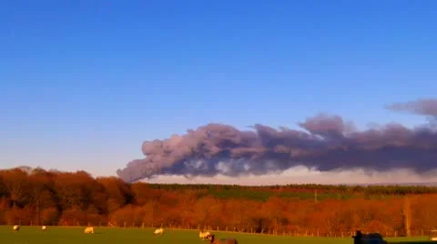 Industrial Pollution Vídeo Stock 10600595