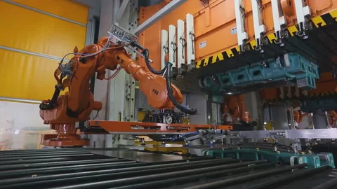 Industrial robots work in a high-tech production workshop Video stock 116331369