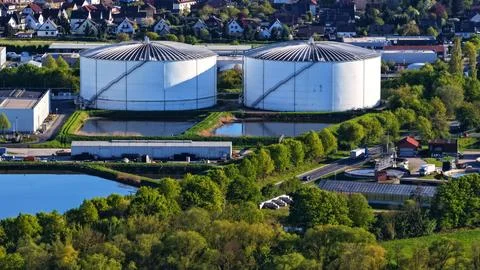 Industrial Sugar Processing Facility with Tanks, Pipelines and Energy Systems Stock Photos