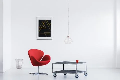Industrial table in white loft Stock-Fotos