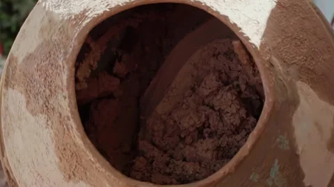 Industrial tool for building and construction work stirring the mixture Vídeo Stock 342111555