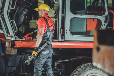 Industrial Vehicles Engineer During Work Photos