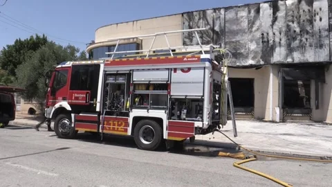 The industrial warehouse fire in Aspe continues with a favorable evolution, ASPE Stock Footage 338024291
