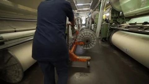 Industrial weaving. Textile Industry. 스톡 동영상 72594238