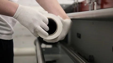 Industrial worker working on machine in factory Stock-Footage 98859232