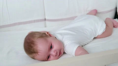 Infant baby crying Video stock 200820231