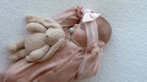 Infant self soothing at home 스톡 동영상 333481815