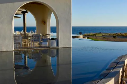 Infinity Pool in Cabo San Lucas 库存照片