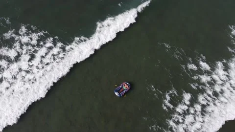 Inflatable boat 動画素材 162024988