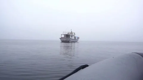 The Inflatable Boat In Sea 스톡 동영상 76175332