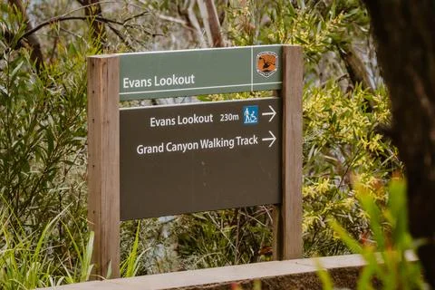 An information board with information about the environment of the Evans Lo.. Stockfoto's