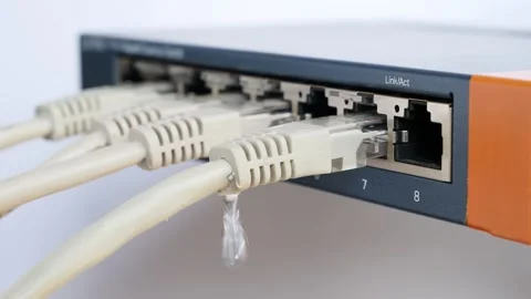 Information leakage from the network 库存影片 310556725