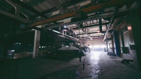 Infrastructure for the storage and processing of paper waste. cardboard plant. Vidéo 171868880