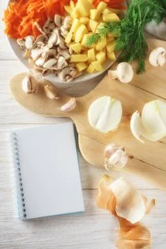 Ingredients for soup and notepad Stockfoto's